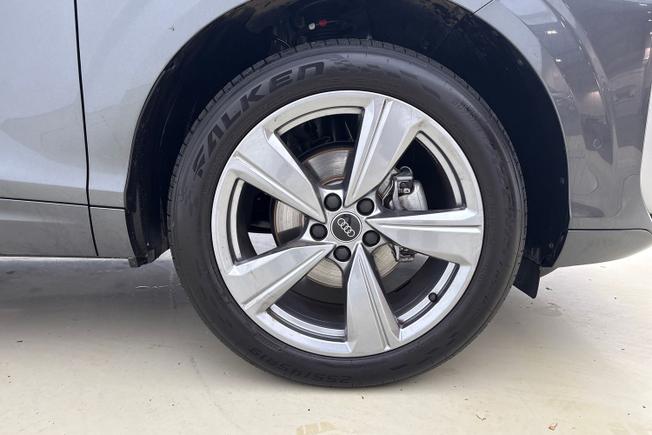 AUDI Q3 Photo 5