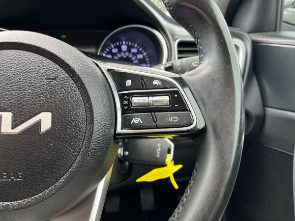 Kia Ceed Photo autoimg-6428df767b5d26727c46d696abdc88ebcb27ac54.jpg
