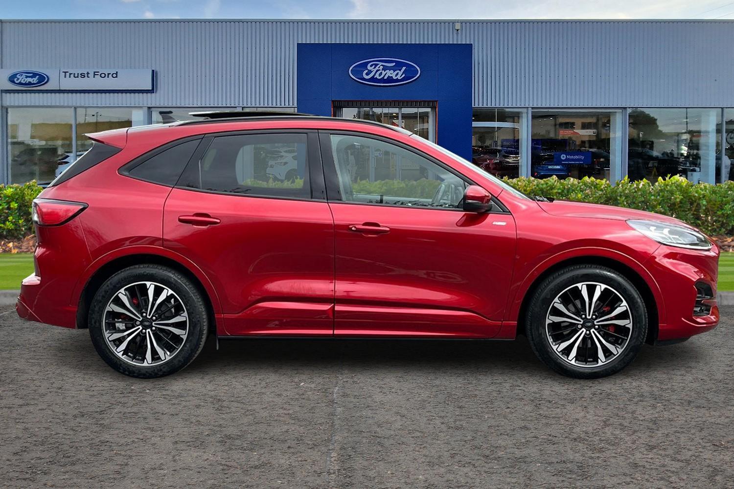 Ford KUGA Photo 2