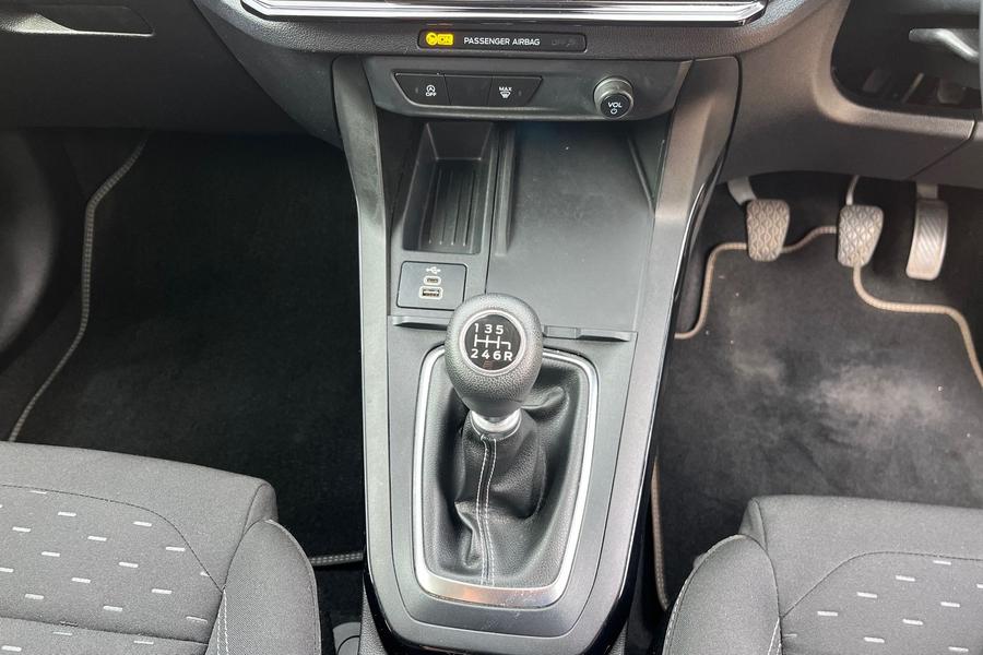 Ford Puma Photo autoimg-642d04c548bbd15c3561ae669f177c407a666644.jpg