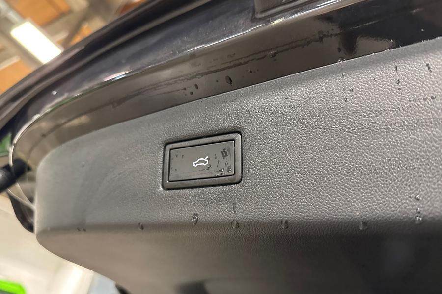 Ford Explorer Photo autoimg-6435a6989f6b5b6529da24fe0141704a4f0bebd2.jpg