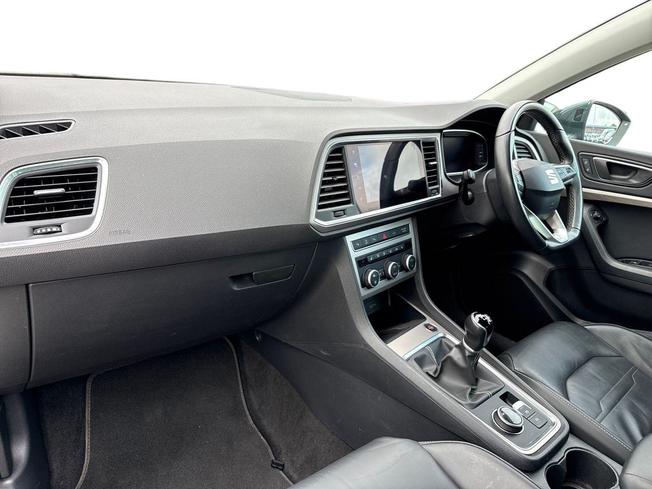 SEAT Ateca Photo 2
