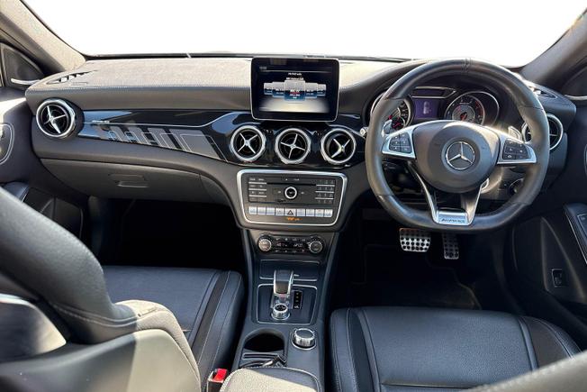 MERCEDES-BENZ Gla Photo 10