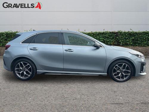 Kia CEED Photo autoimg-6441156f32548cb09eb9b3d1e813a00ddfd6b00d.jpg