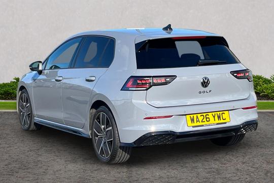 Volkswagen Golf Photo autoimg-64441c20b235b600c671e957f204e7e592dacf93.jpg