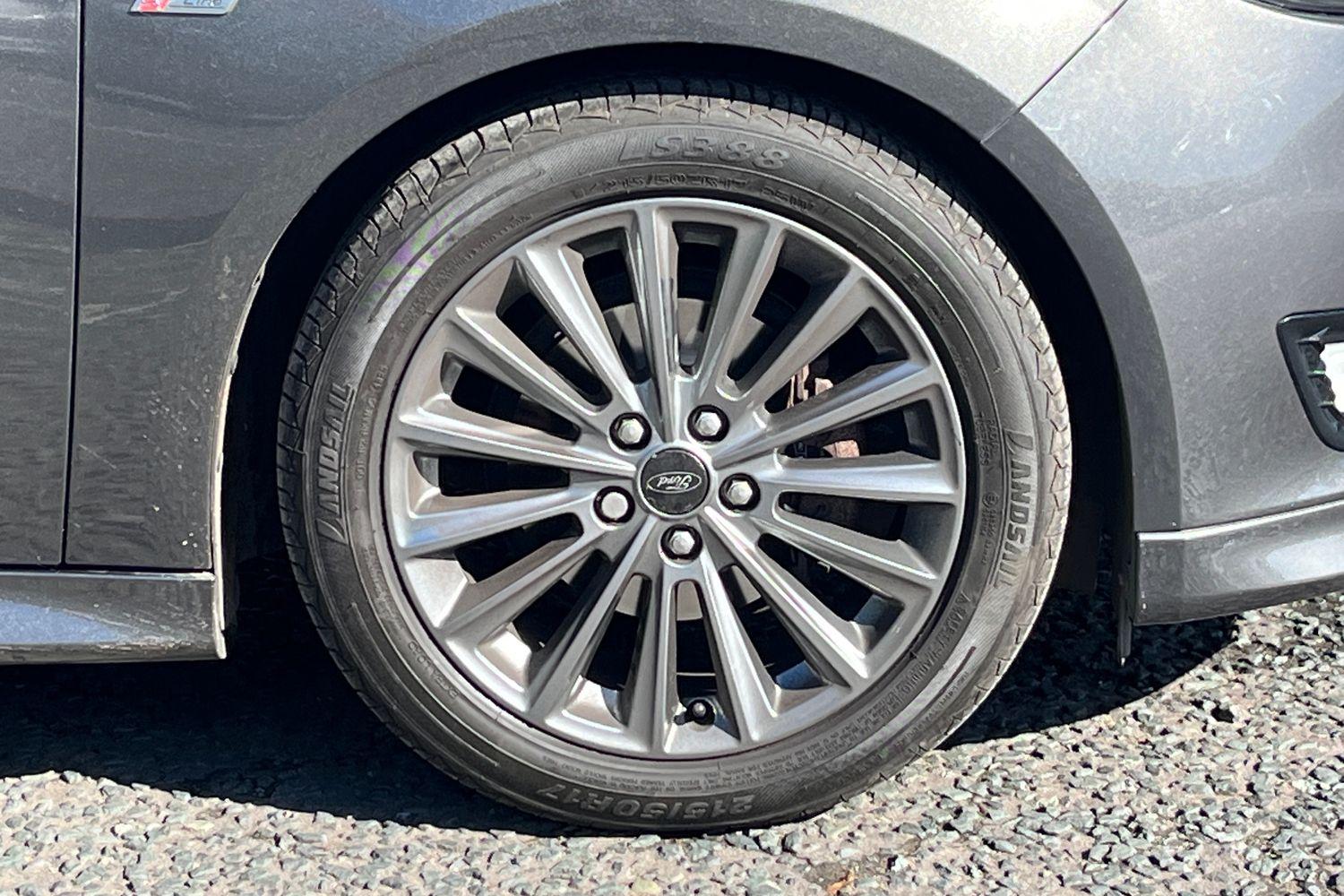 Ford Focus Photo 7