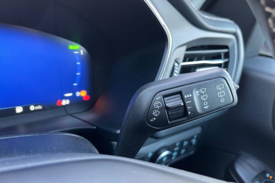 Ford Kuga Photo autoimg-6448af1075d292d10c2060167d7f52b44d72eb68.jpg