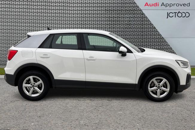 AUDI Q2 Photo 4