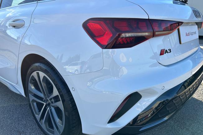 AUDI A3 Photo 31