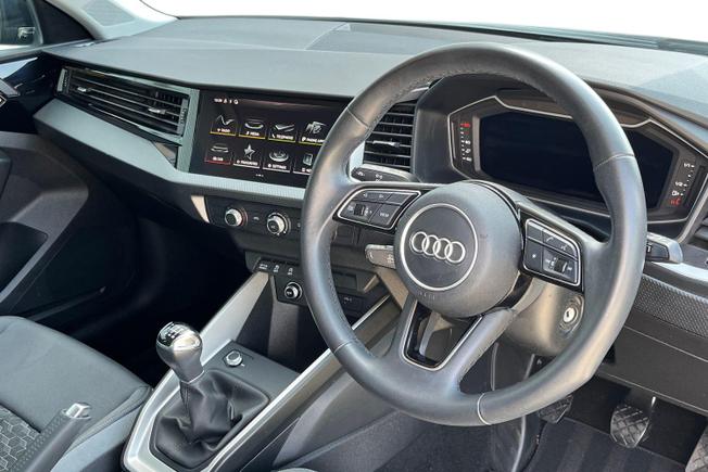 AUDI A1 Photo 6