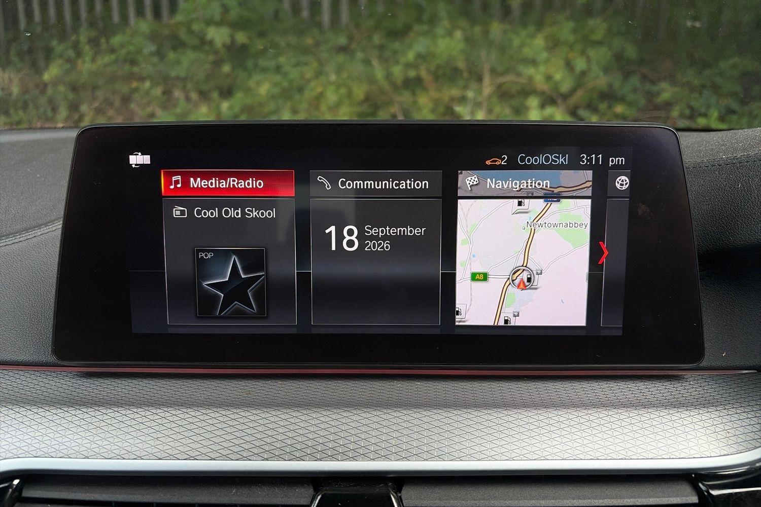BMW 5 SERIES Photo 35