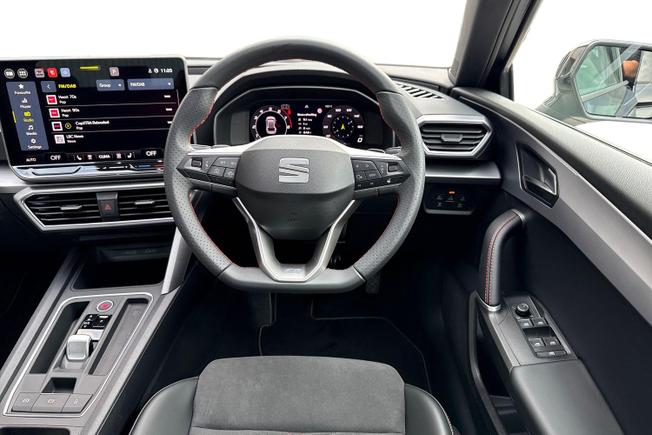 SEAT Leon Photo 11