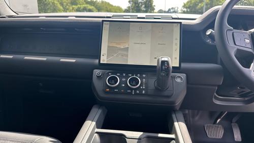 Land Rover Defender Photo autoimg-646dadfe57b8fd52810d2f9403ceaa644969f903.jpg