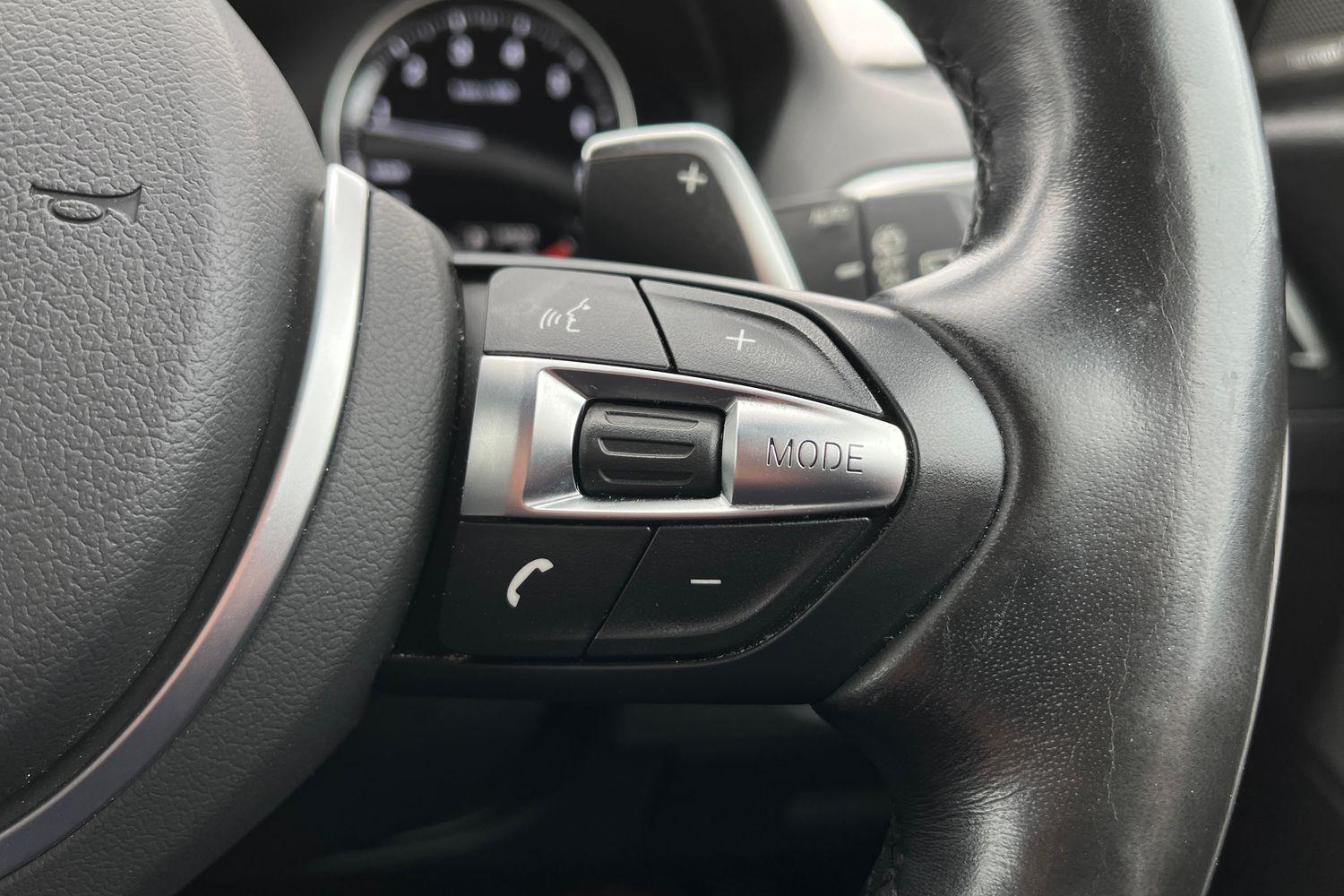 BMW 1 Series Photo 36