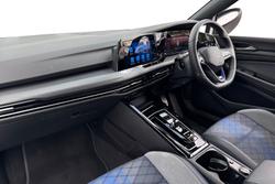 VOLKSWAGEN Golf Photo 2