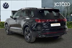 VOLKSWAGEN Touareg Photo 3