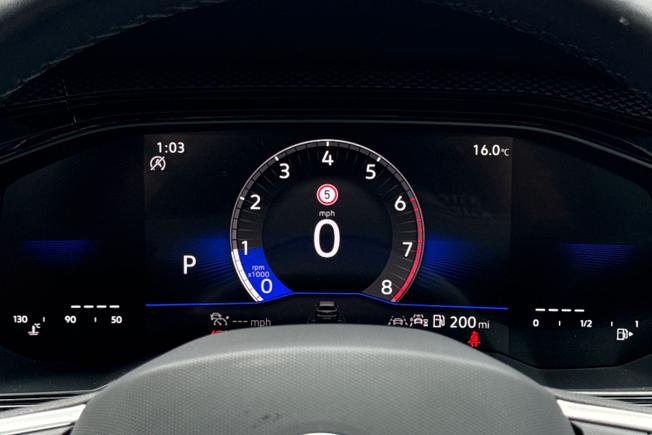 VOLKSWAGEN Polo Photo 34