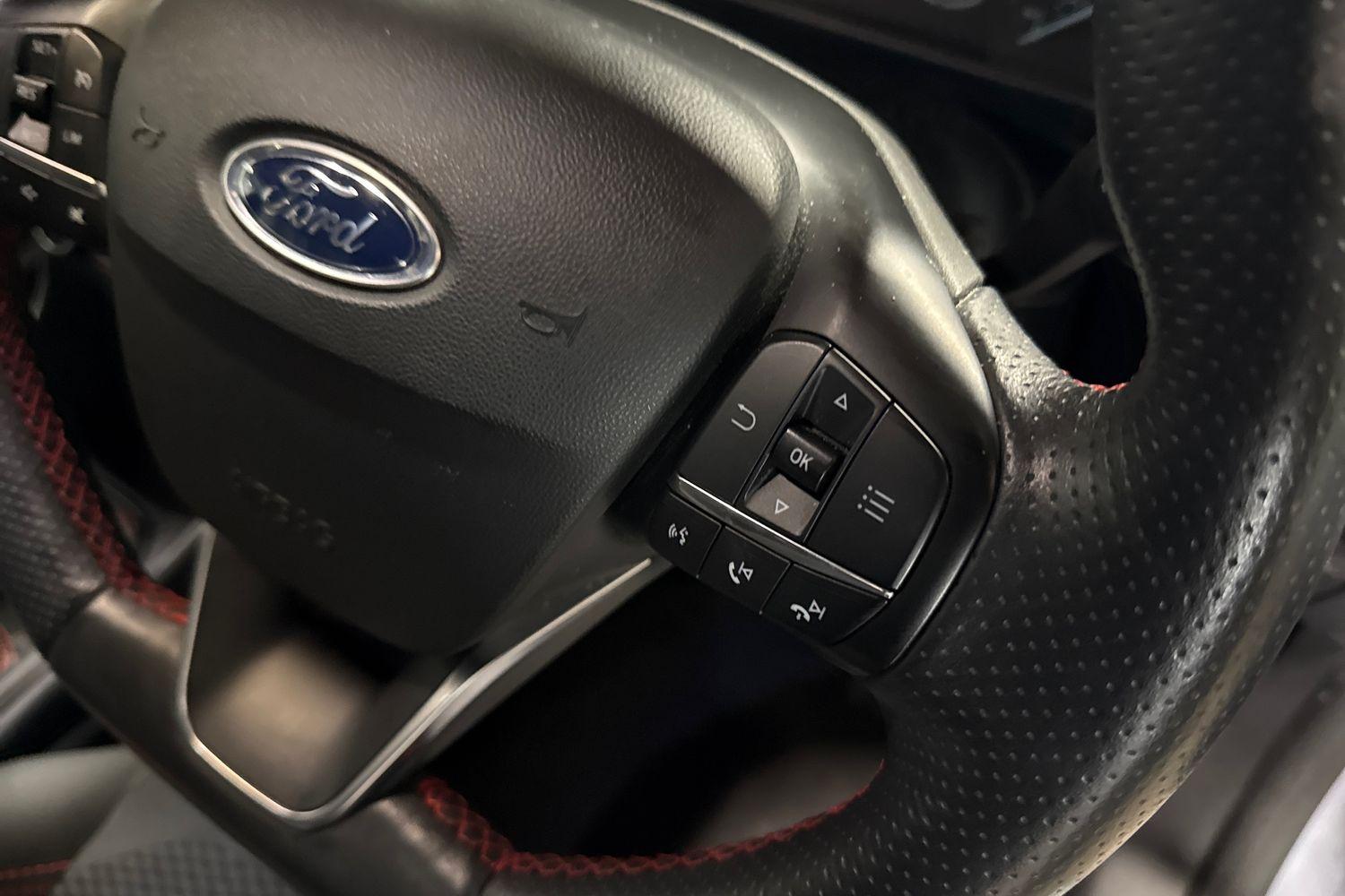 Ford FIESTA Photo 27