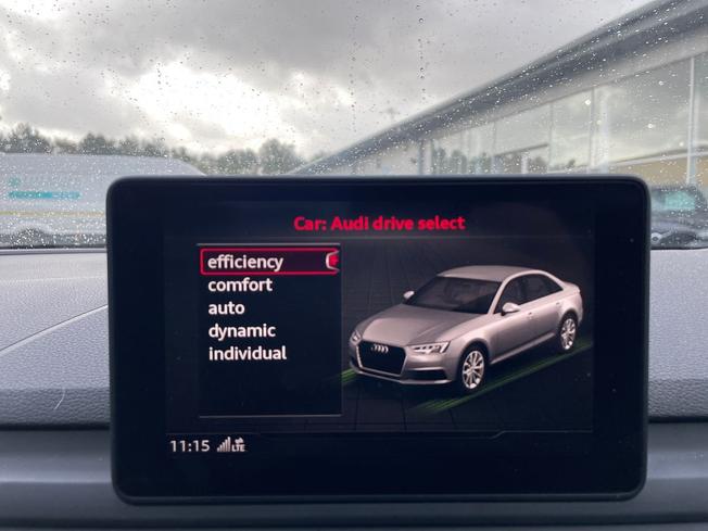 AUDI A4 Photo 23