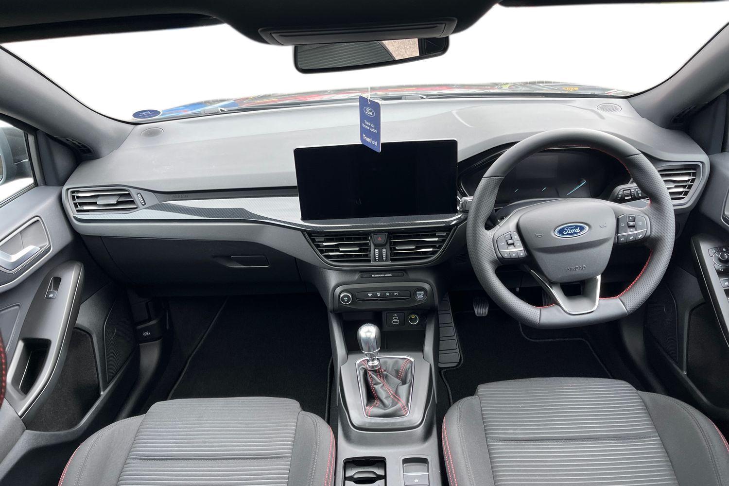Ford FOCUS Photo 9