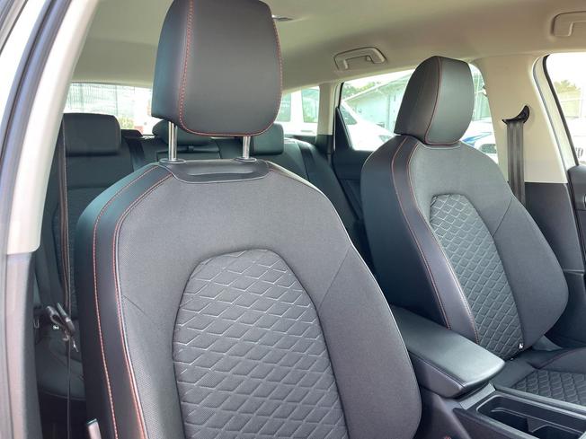 SEAT Leon Photo 32