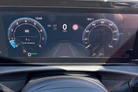 Volkswagen T-roc Photo autoimg-64943c602dabcab76f441f3595b3896764f3a3b3.jpg