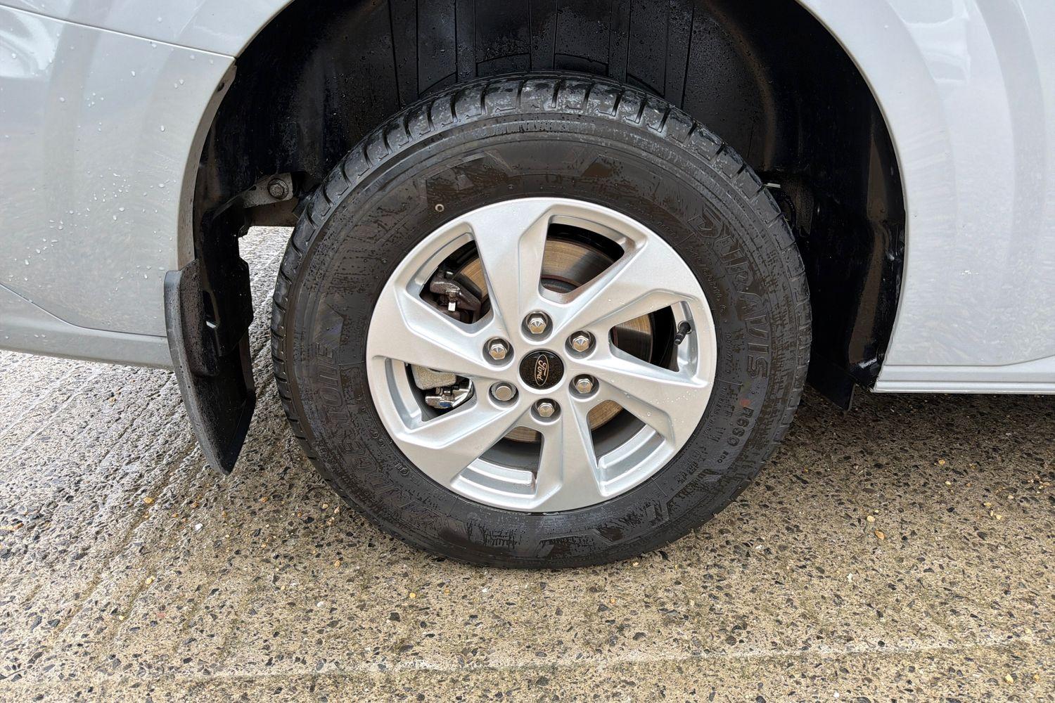 Ford E-TRANSIT CUSTOM Photo 15