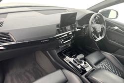Audi Q5 Photo 2