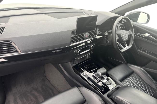 Audi Q5 Photo 2