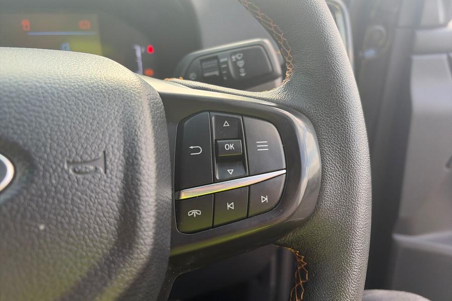 Ford RANGER Photo autoimg-64a118a504fe4f1de05e679f561fae08296a3400.jpg