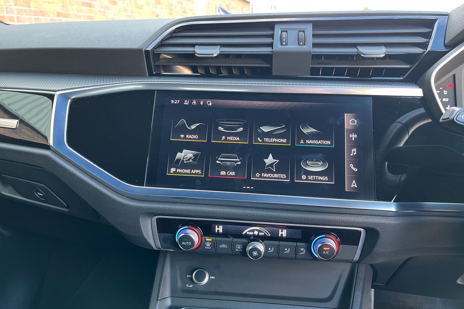 Audi Q3 Photo 33