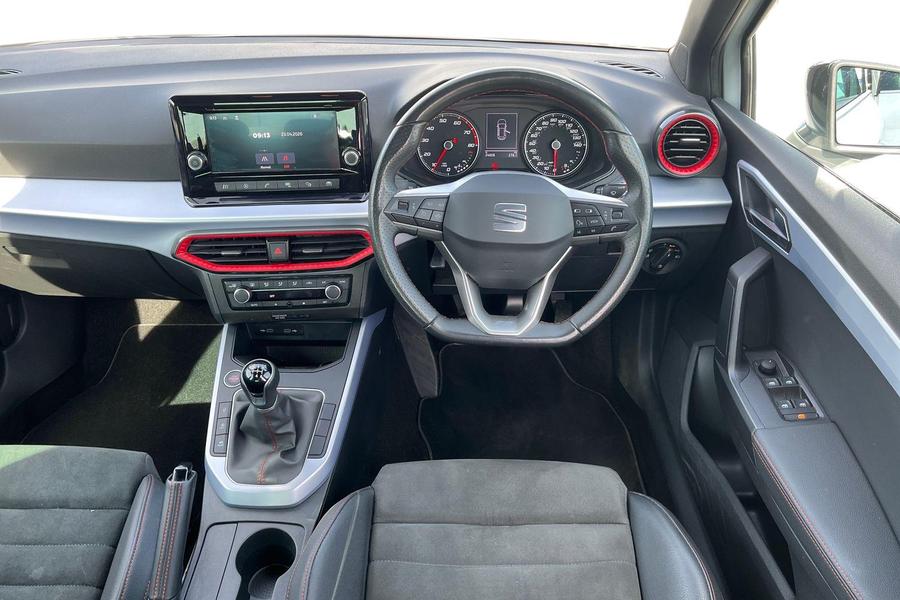 SEAT ARONA Photo autoimg-64a7455d71d5381d1ae9896d3f6dcc0be8876139.jpg
