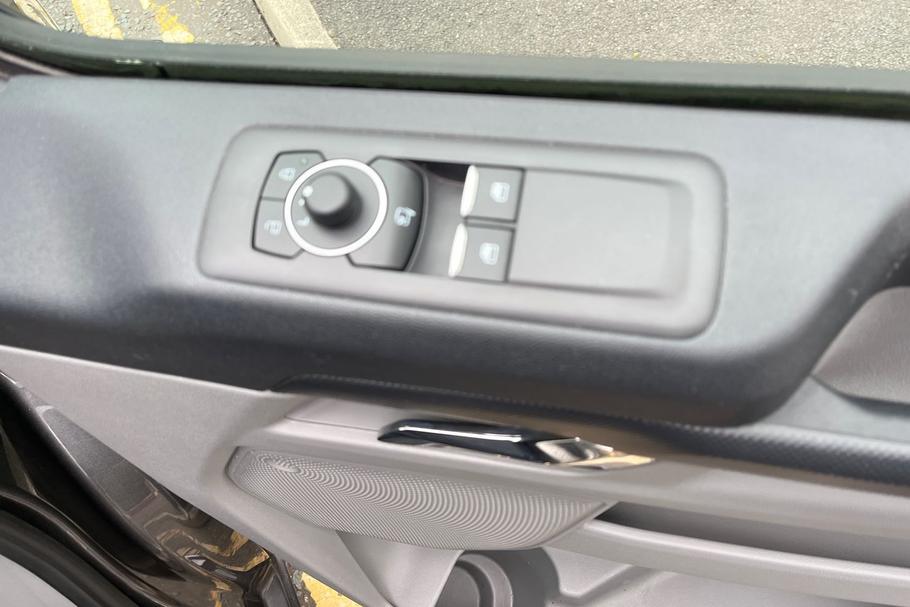 Used Ford TRANSIT CUSTOM AU24KHX 28