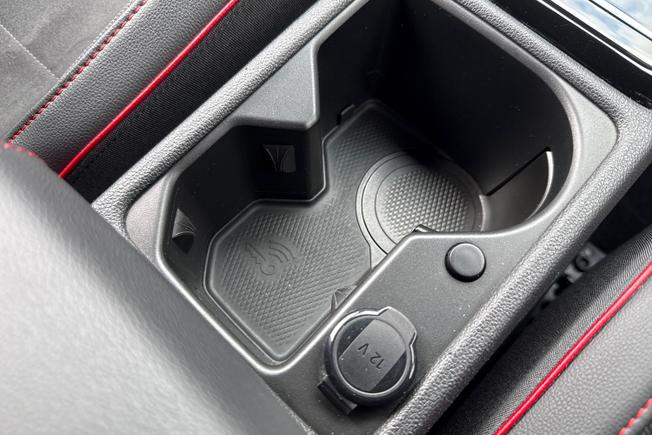 Volkswagen Golf Photo 48