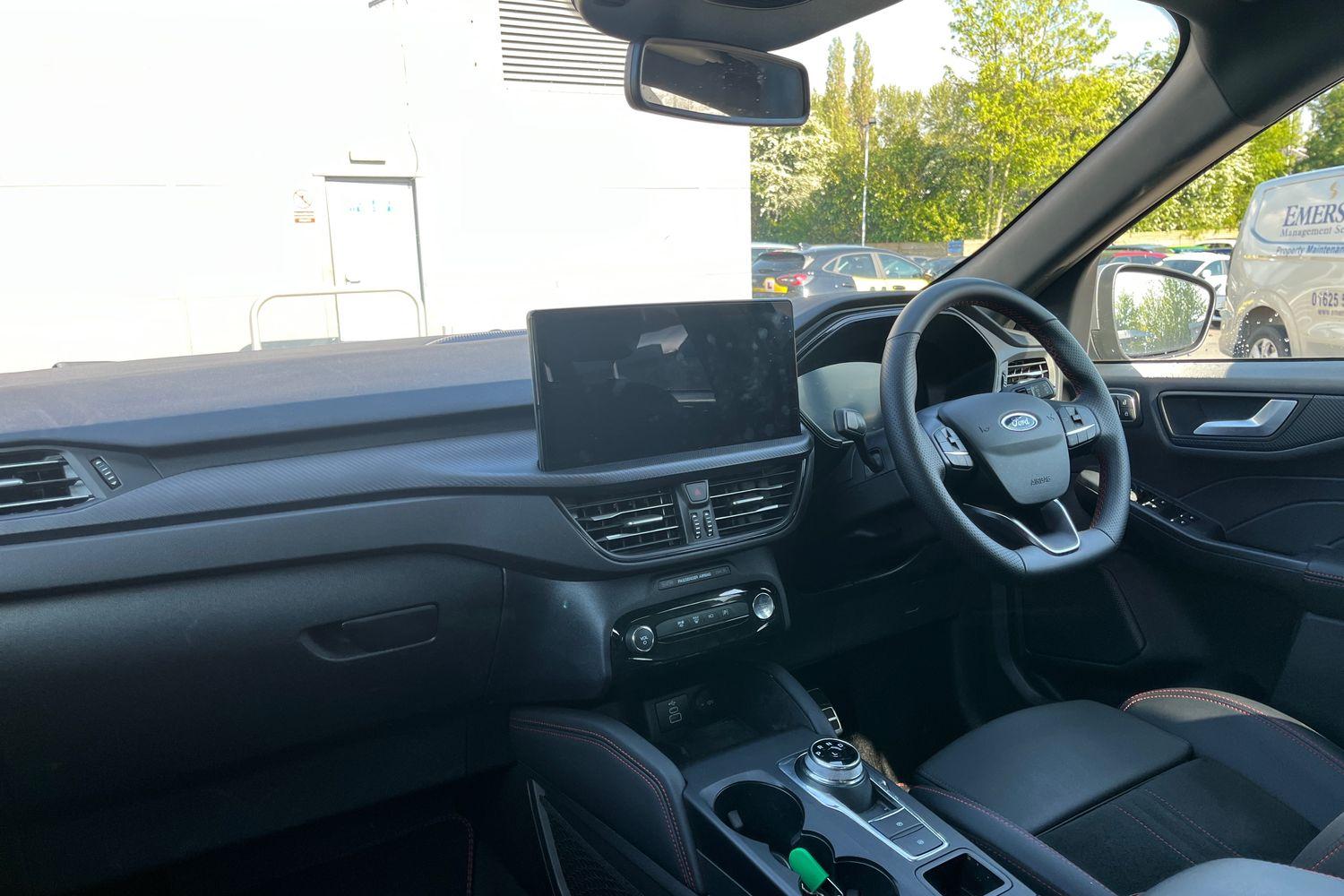 Ford KUGA Photo 17