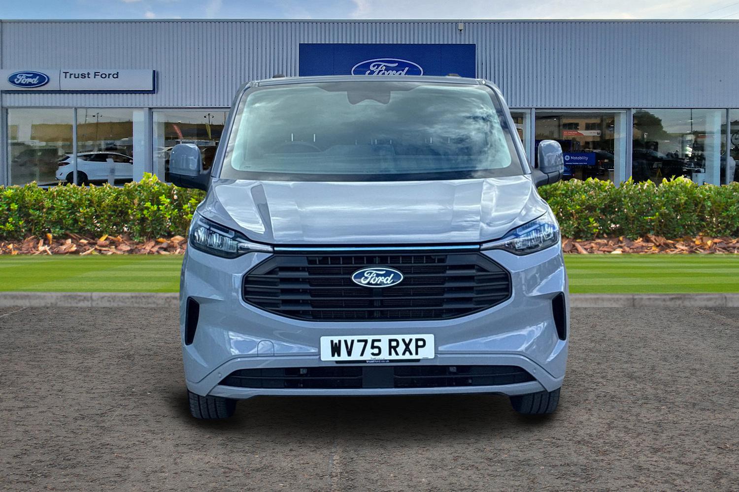 Ford TRANSIT CUSTOM Photo 11
