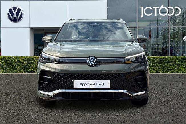 VOLKSWAGEN Tiguan Photo 8