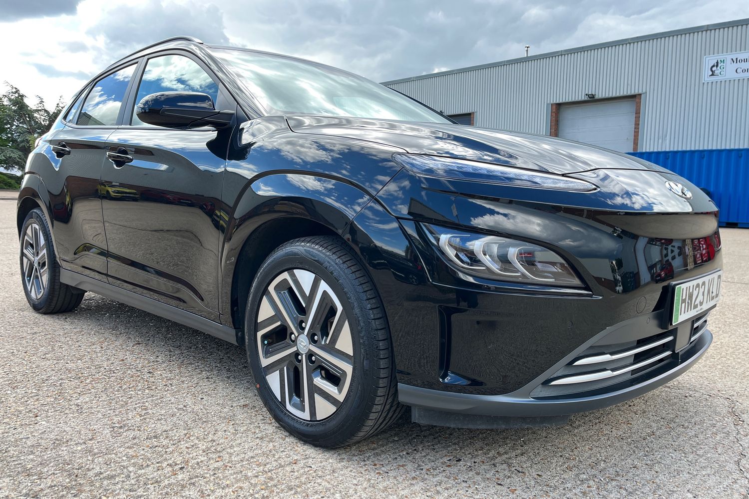 Hyundai KONA Photo 38