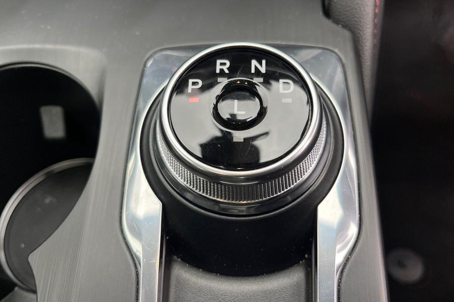 Ford KUGA Photo autoimg-64b4a0159e89b74f48720aea480bbf760b34aa0d.jpg