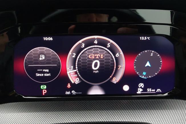 VOLKSWAGEN Golf Photo 15
