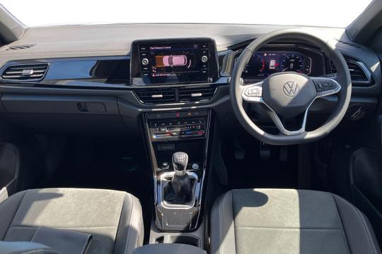 Volkswagen T-roc Photo autoimg-64b686fb6984cb09e7cfd3eab4b4e82eadb5bfb1.jpg
