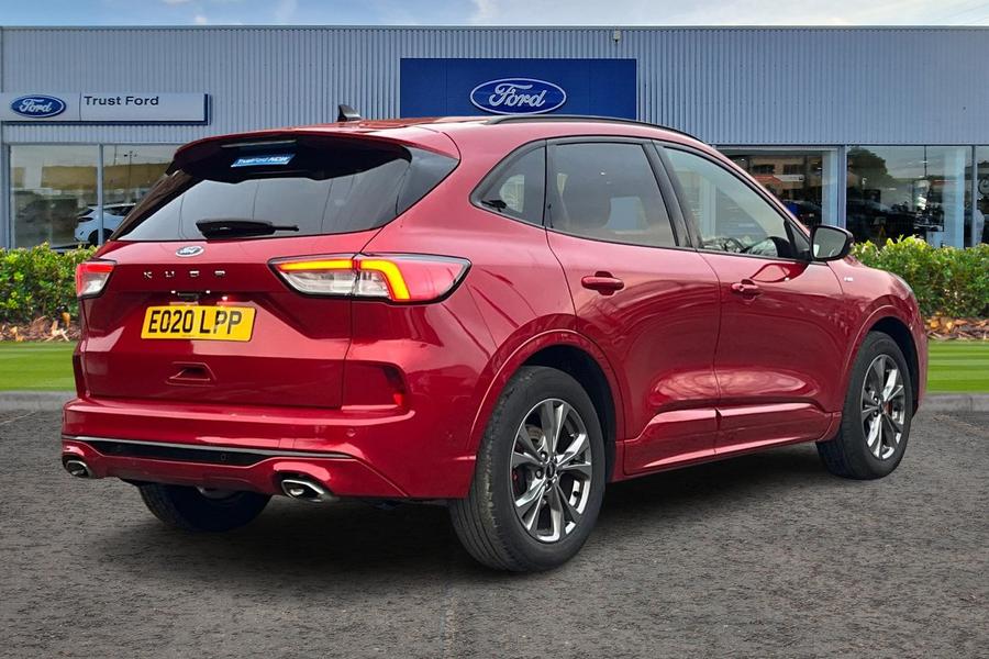 Ford KUGA Photo autoimg-64b7f7f61f52f5a7c63583500b0aaf083c8c5a2d.jpg