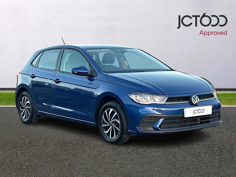 Used 2023 Volkswagen Polo 1.0 TSI Life Hatchback 5dr Petrol Manual Euro 6 (s/s) (95 ps) Blue at JCT600