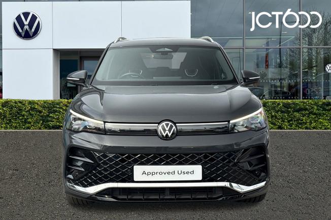 VOLKSWAGEN Tiguan Photo 8