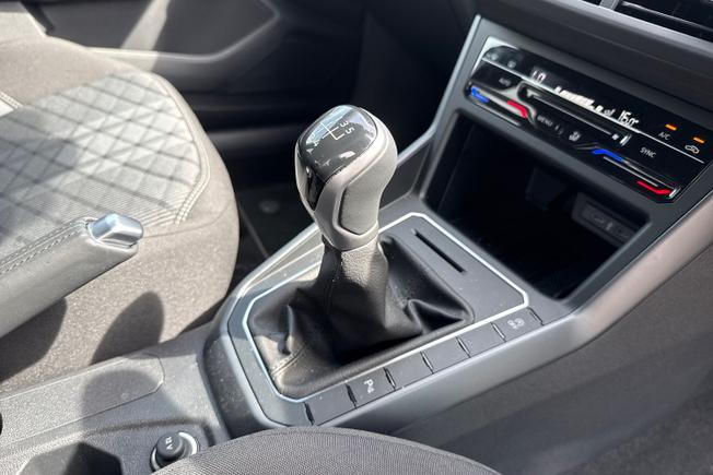 VOLKSWAGEN Polo Photo 29