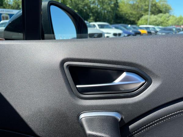 Renault Captur Photo autoimg-64bc51a6e24334d836974a7a08cdb8e71fe60e1a.jpg