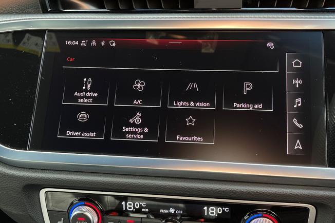 Audi Q3 Photo 33
