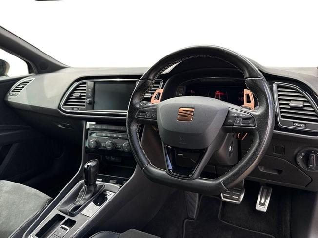 SEAT Leon Photo 6