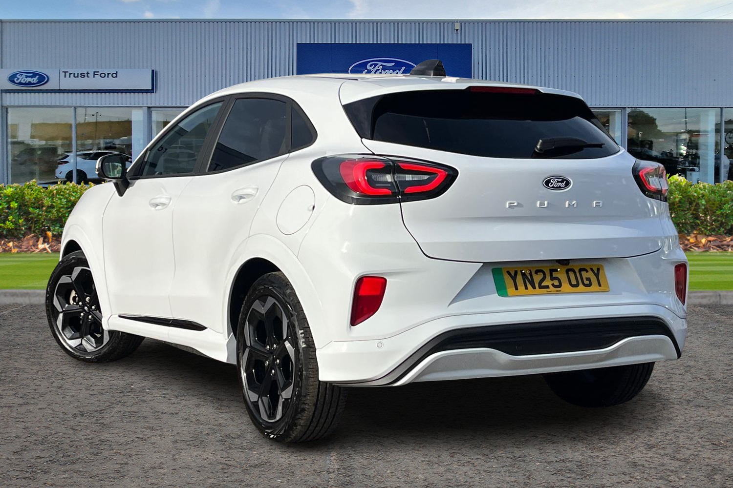 Ford PUMA GEN-E Photo 1