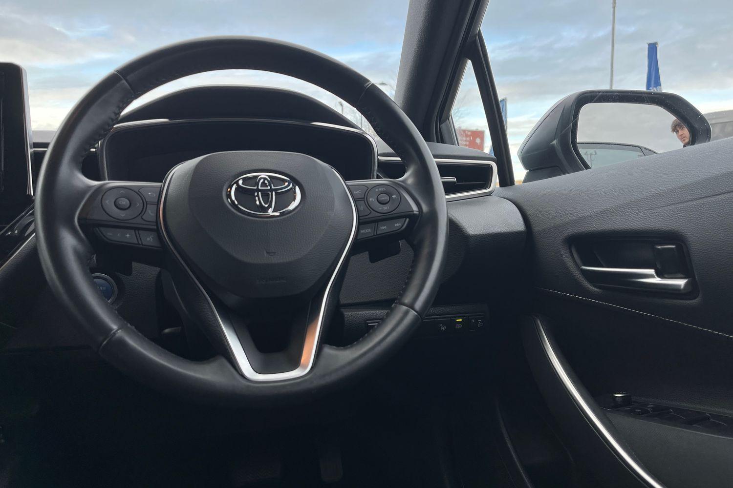 Toyota COROLLA Photo 11